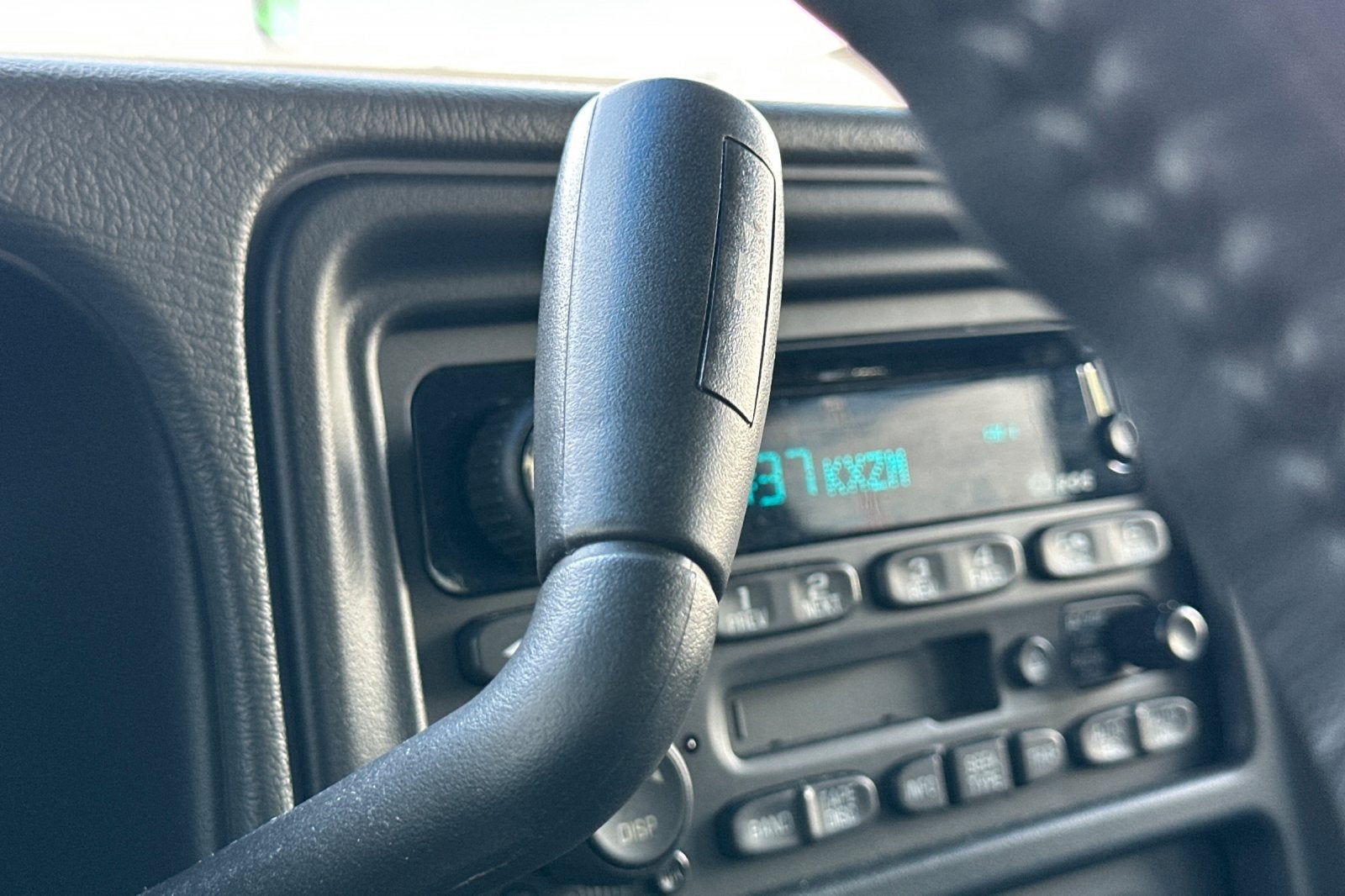 2003 Chevrolet Suburban LS