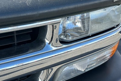 2003 Chevrolet Suburban LS