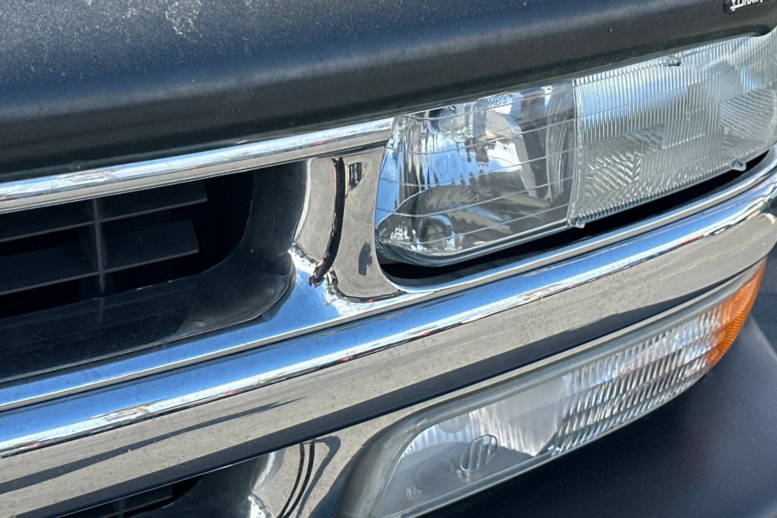 2003 Chevrolet Suburban LS