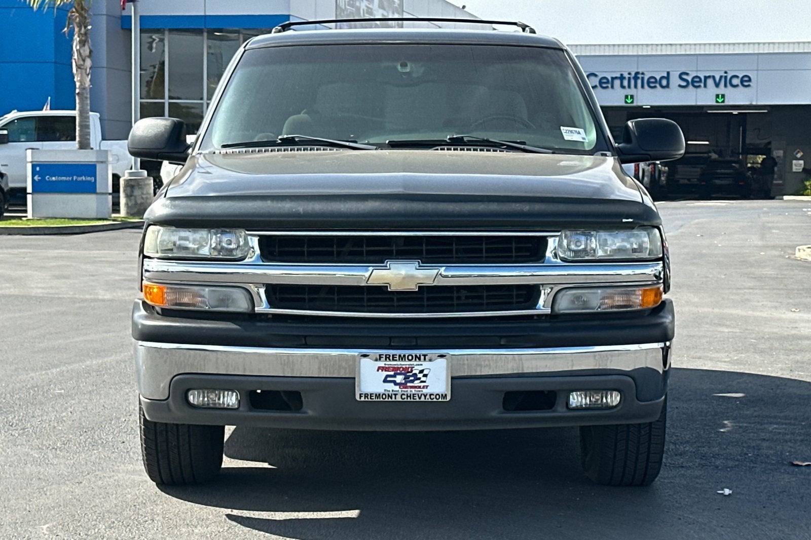 2003 Chevrolet Suburban LS