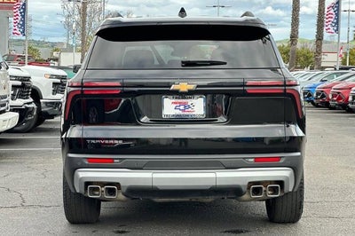 2025 Chevrolet Traverse LT