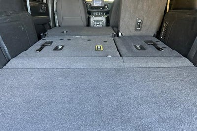 2022 Chevrolet Suburban LS