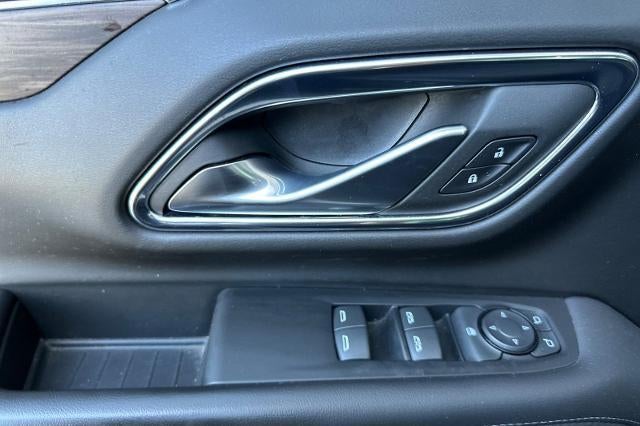 2022 Chevrolet Suburban LS