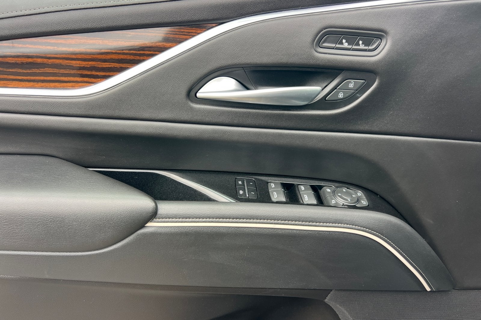 2023 Cadillac Escalade ESV RWD Luxury