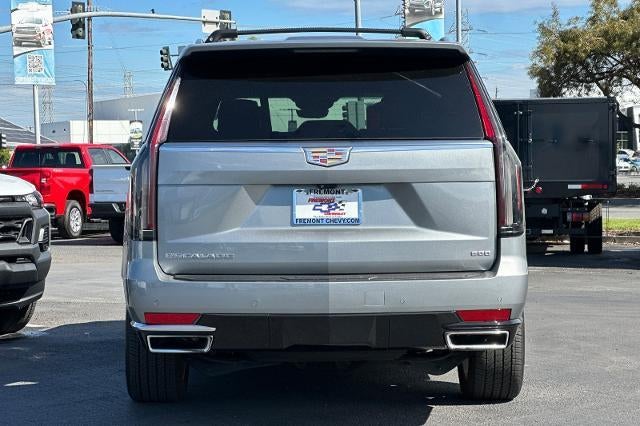 2023 Cadillac Escalade ESV Premium Luxury