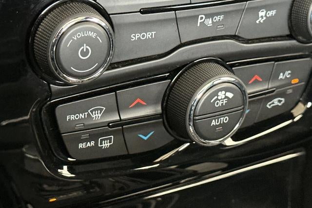 2023 Chrysler 300 300S