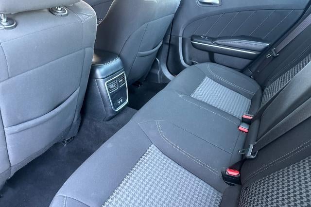 2021 Dodge Charger SXT RWD