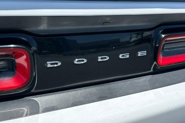 2016 Dodge Challenger R/T Plus