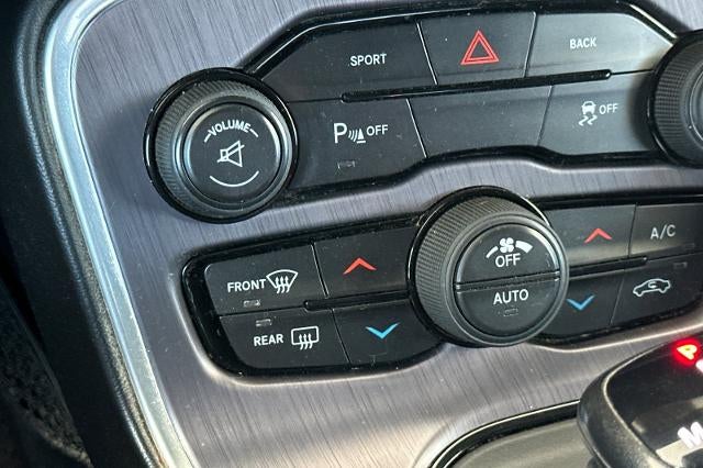 2016 Dodge Challenger R/T Plus