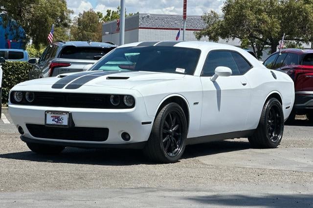 2016 Dodge Challenger R/T Plus
