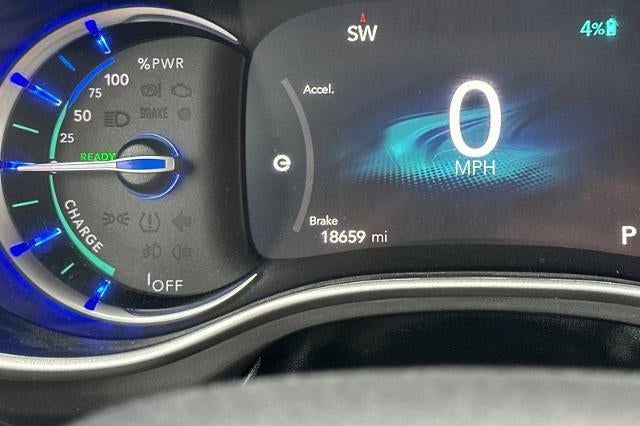 2023 Chrysler Pacifica Hybrid Touring L