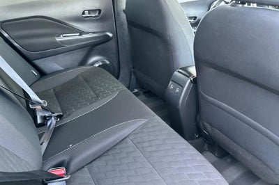 2023 Nissan Kicks SV Xtronic CVT