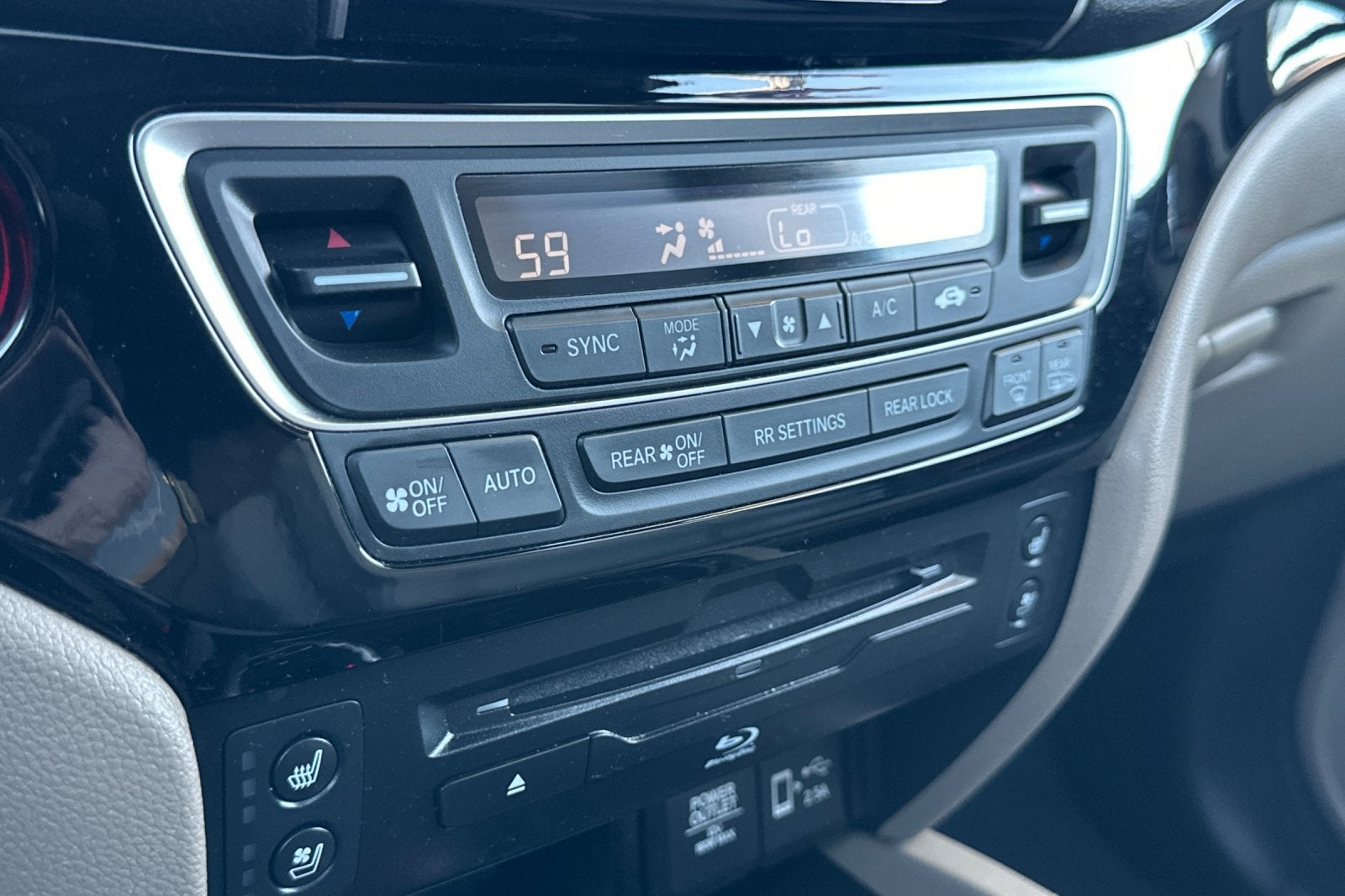 2021 Honda Pilot AWD Elite