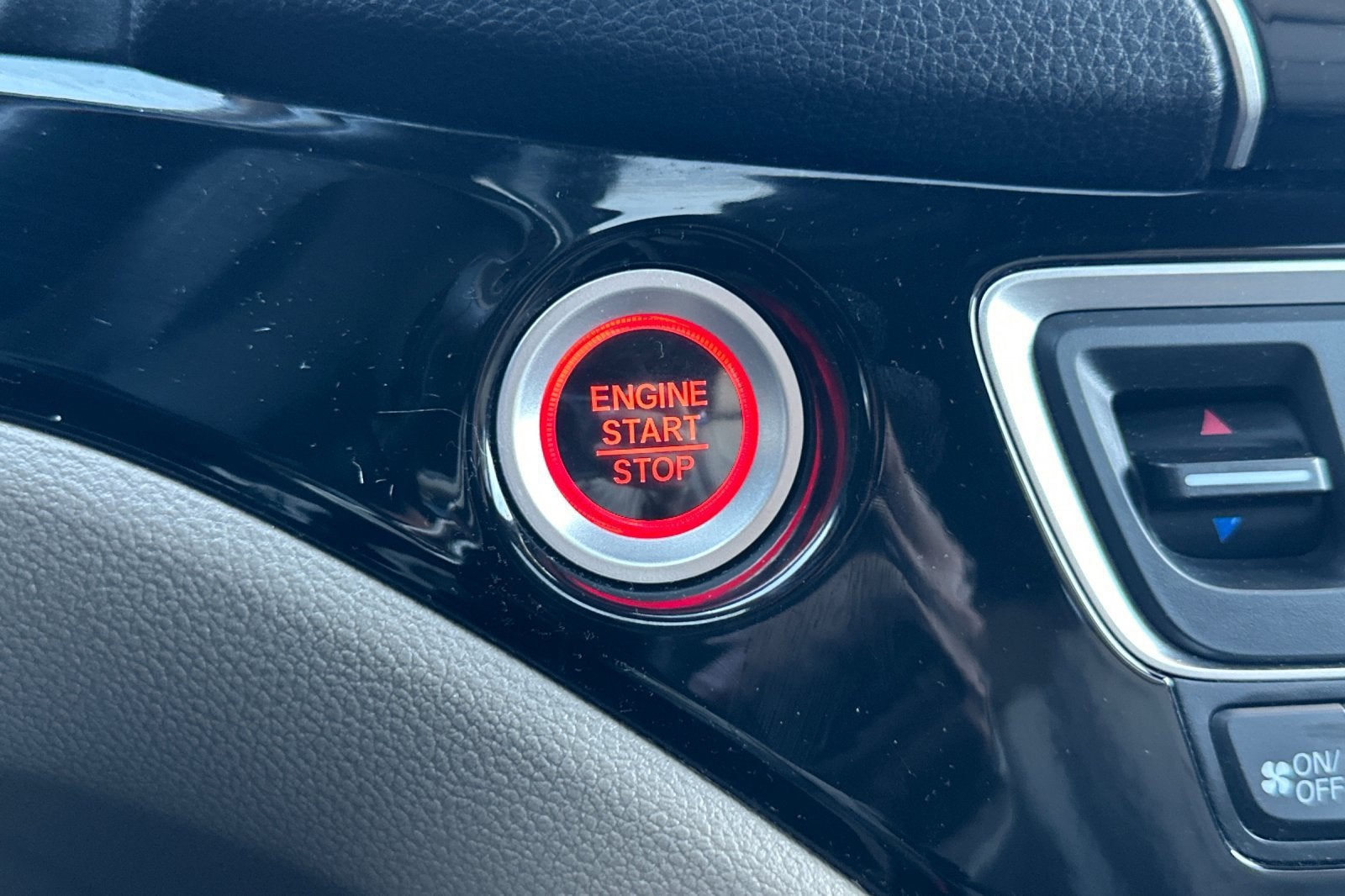 2021 Honda Pilot AWD Elite