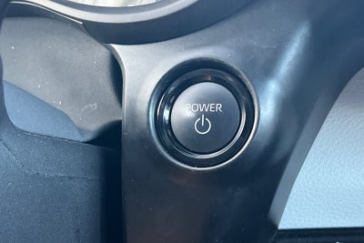 2025 Toyota Sienna LE