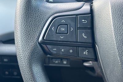 2025 Toyota Sienna LE
