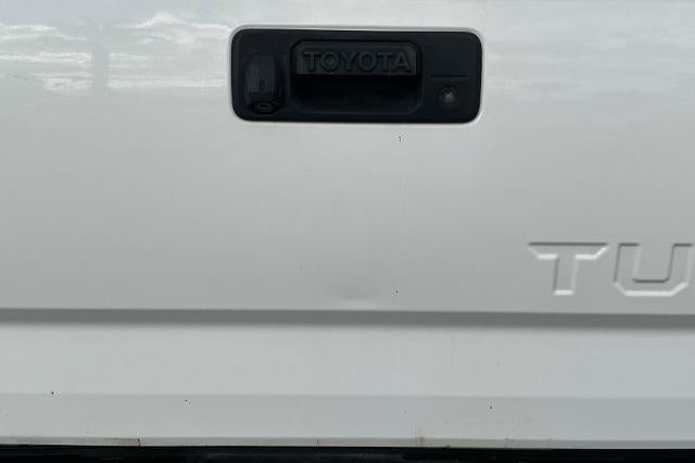 2018 Toyota Tundra SR5 5.7L V8