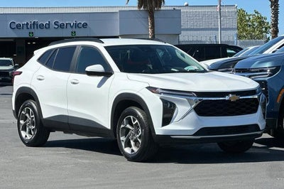 2025 Chevrolet Trax LT