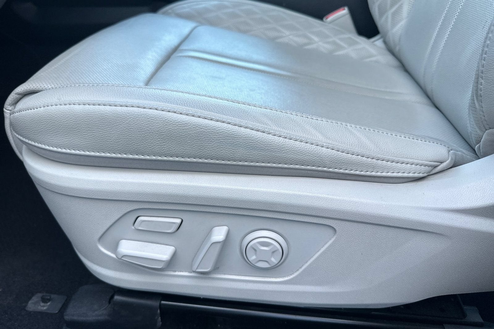 2025 Kia Sorento Plug-In Hybrid SX Prestige