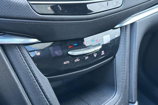 2023 Cadillac XT6 Luxury