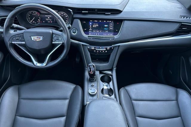2024 Cadillac XT6 Luxury