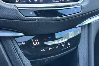 2024 Cadillac XT6 Luxury