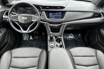 2023 Cadillac XT6 Luxury