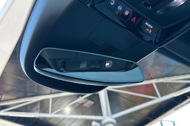 2024 Cadillac LYRIQ Luxury 1