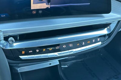 2024 Cadillac LYRIQ Luxury 1