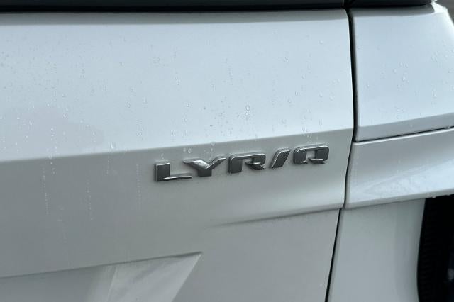 2024 Cadillac LYRIQ Luxury 1