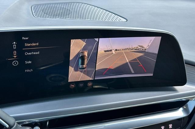 2024 Cadillac LYRIQ Sport 3