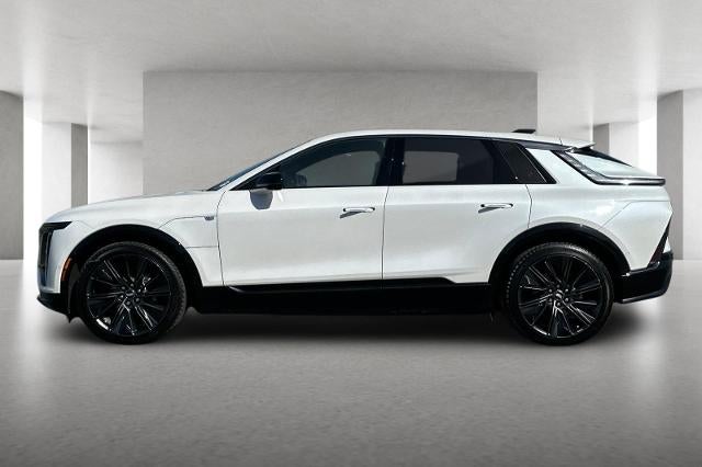 2024 Cadillac LYRIQ Sport 3