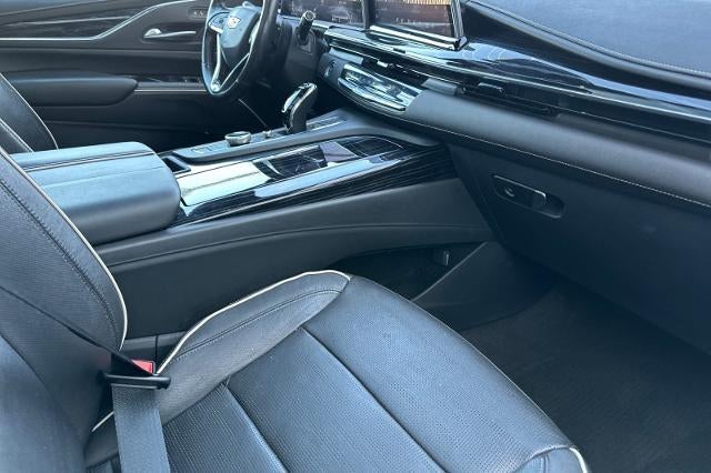 2023 Cadillac Escalade Sport