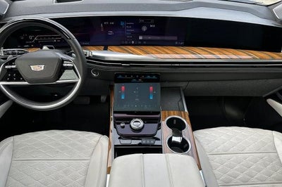 2025 Cadillac Escalade Sport Platinum