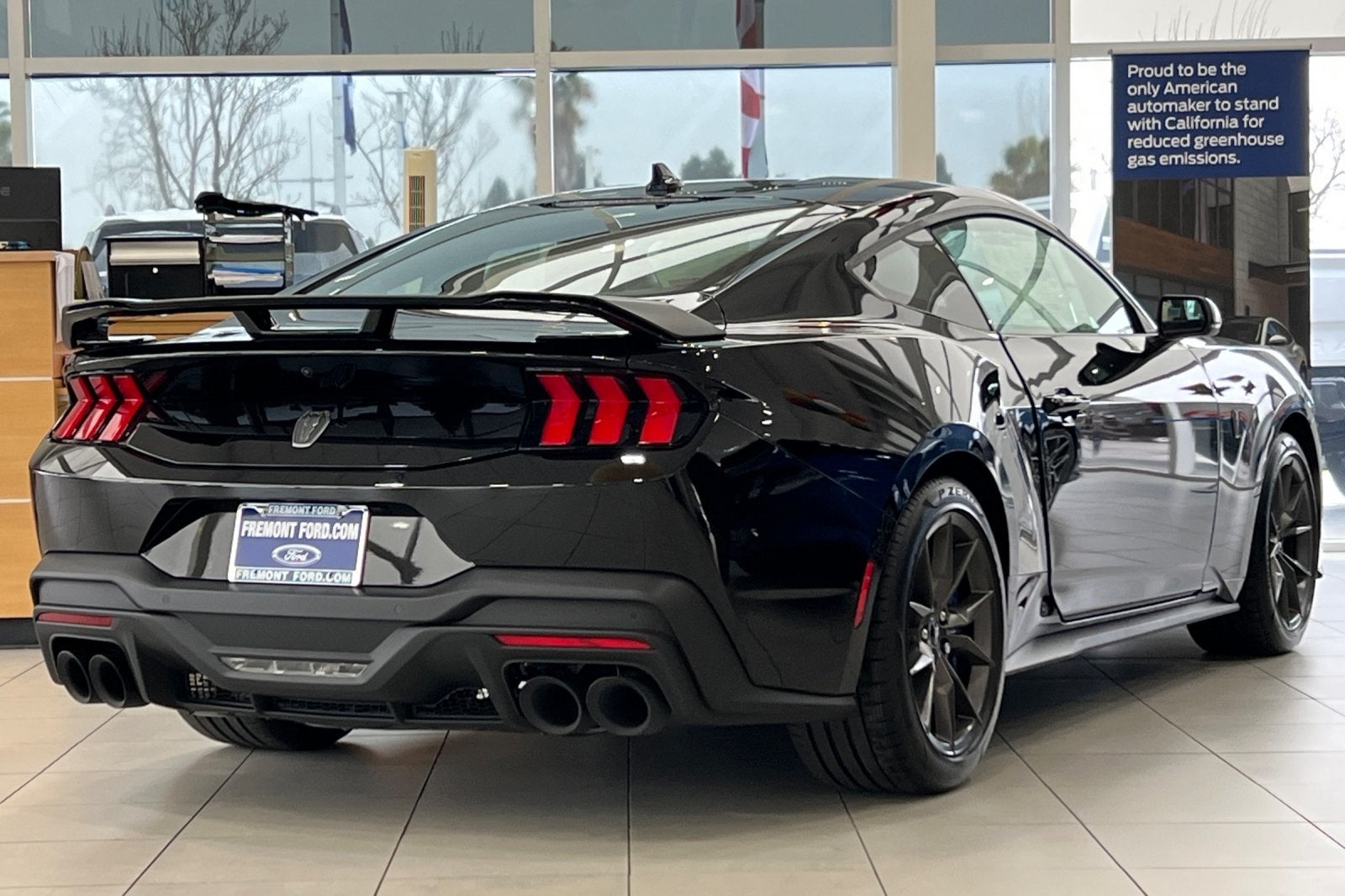2026 Ford Mustang Dark Horse