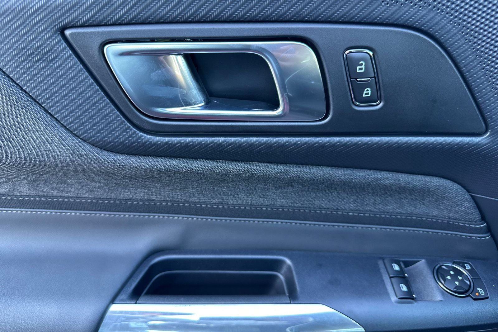 2026 Ford Mustang EcoBoost Fastback - Photo 10