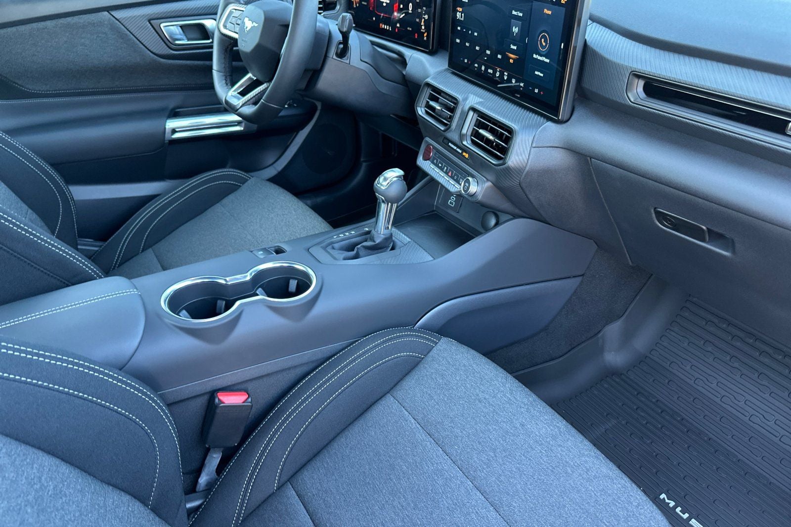 2026 Ford Mustang EcoBoost Fastback - Photo 15