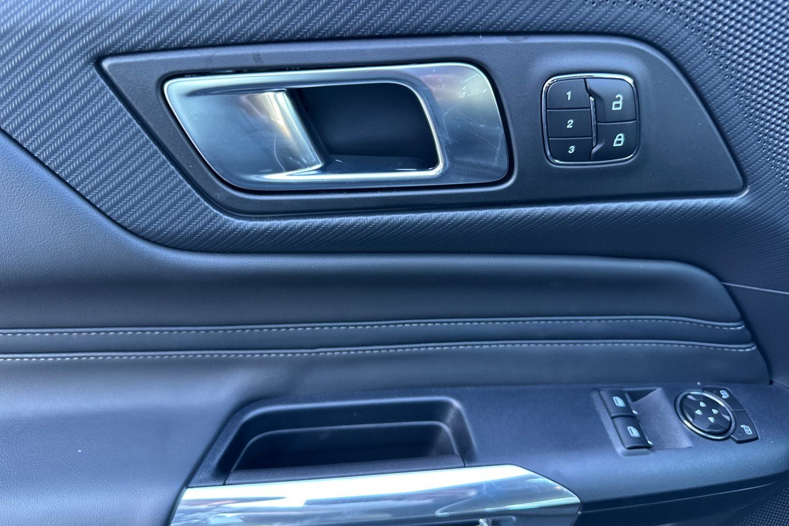2026 Ford Mustang EcoBoost Premium Fastback - Photo 10