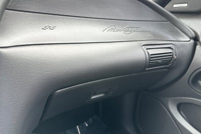 2004 Ford Mustang Mach 1 Premium