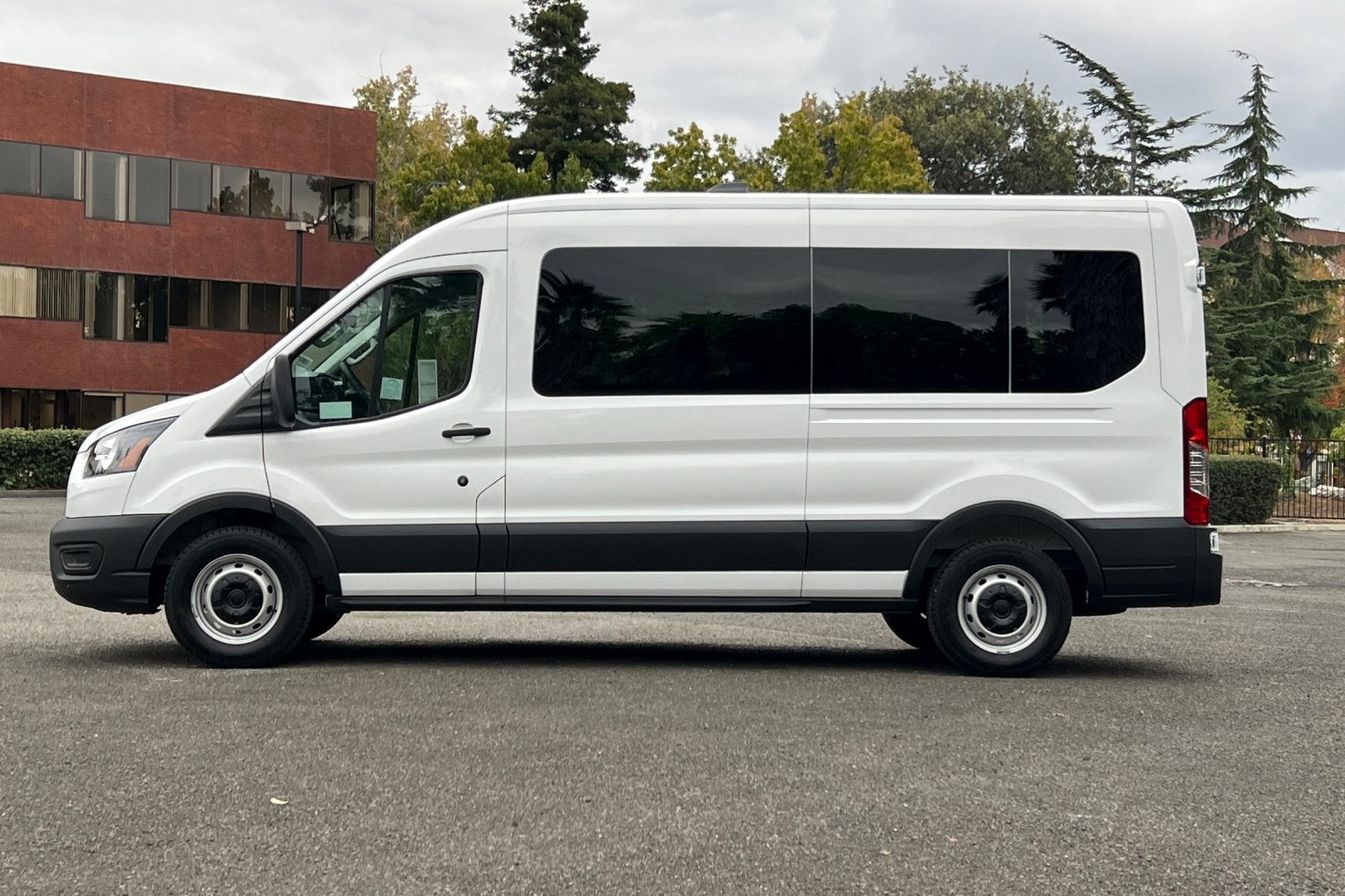 2026 Ford Transit-350 XL