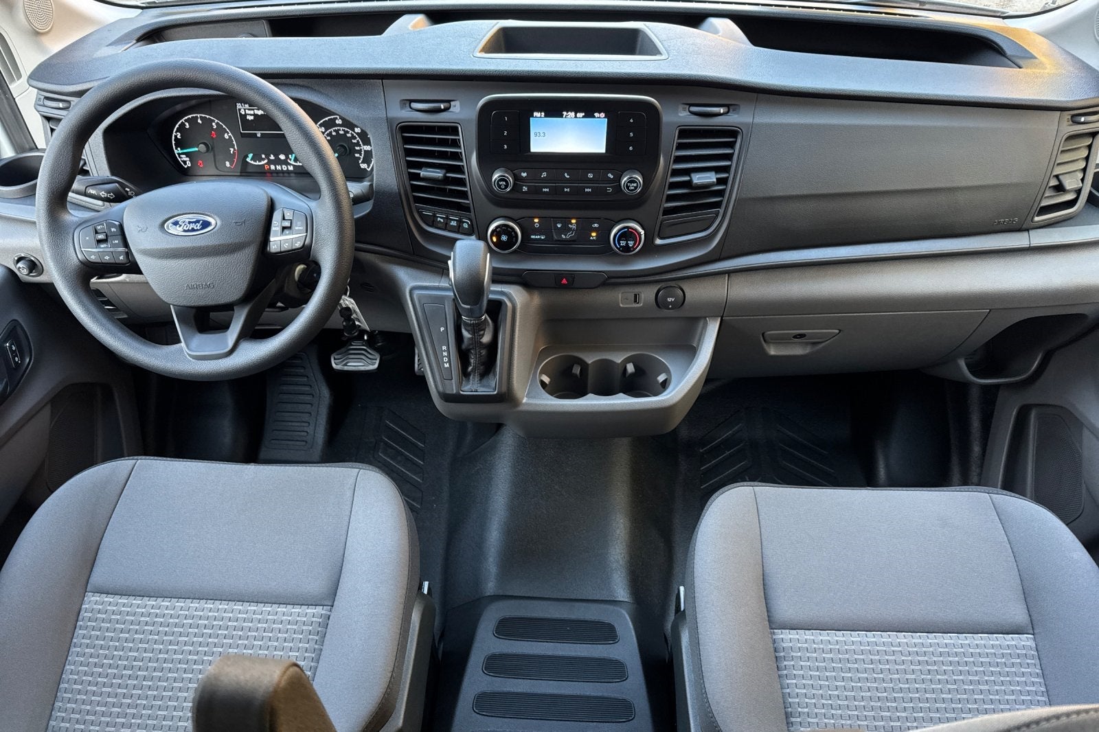 2025 Ford Transit-350 XL