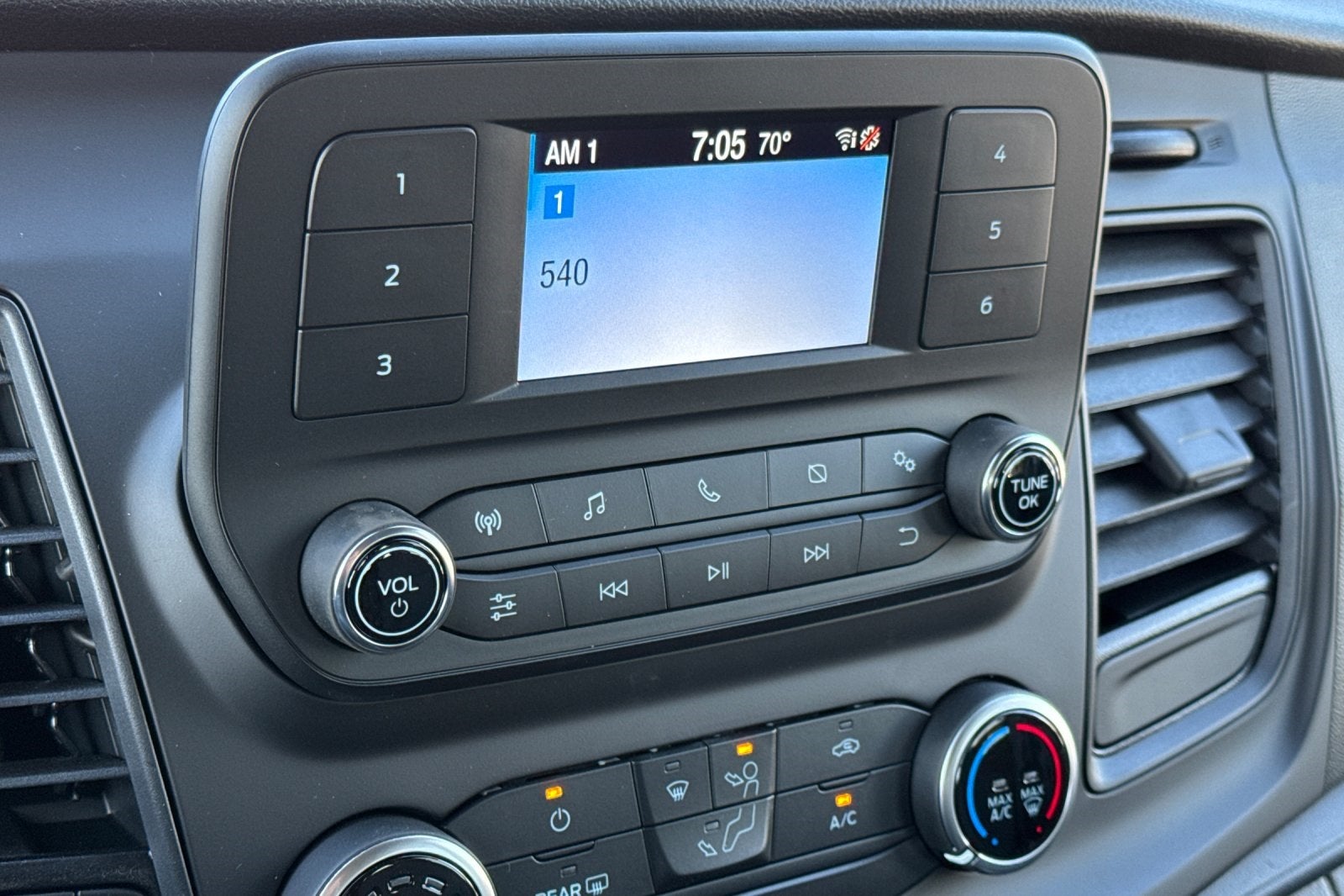 2025 Ford Transit-350 XL