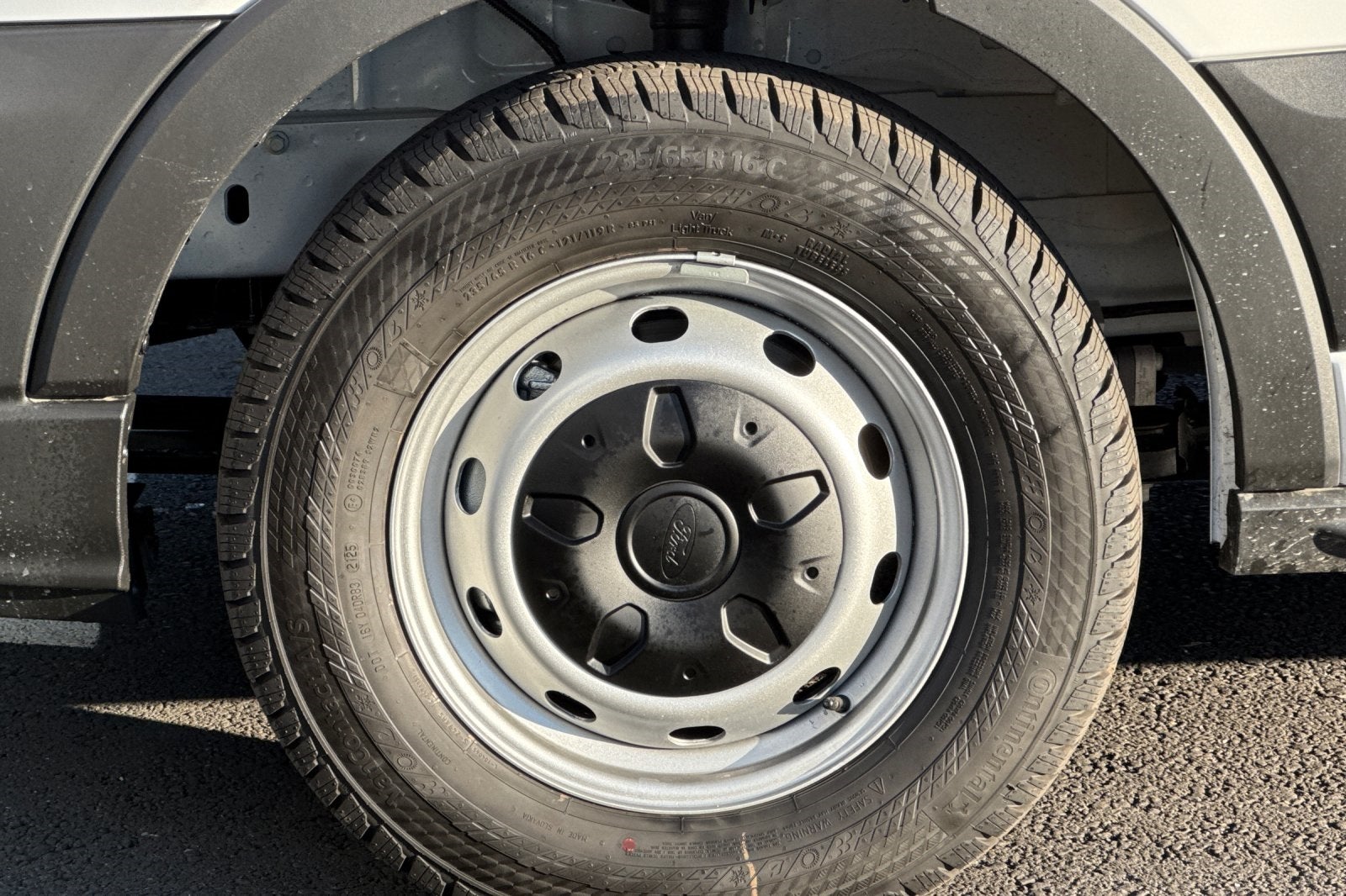 2025 Ford Transit-350 XL