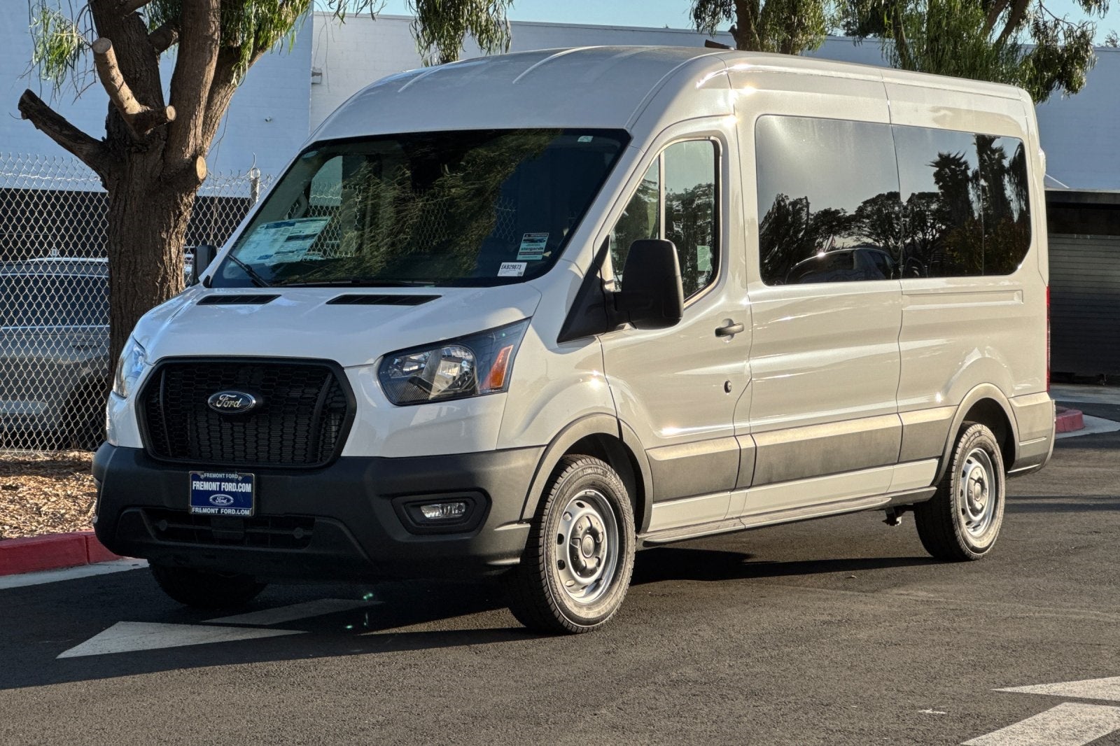 2025 Ford Transit-350 XL