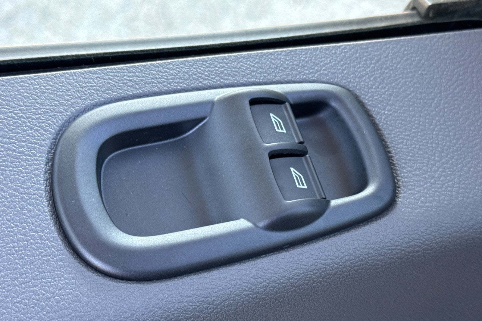 2025 Ford Transit-350 XL