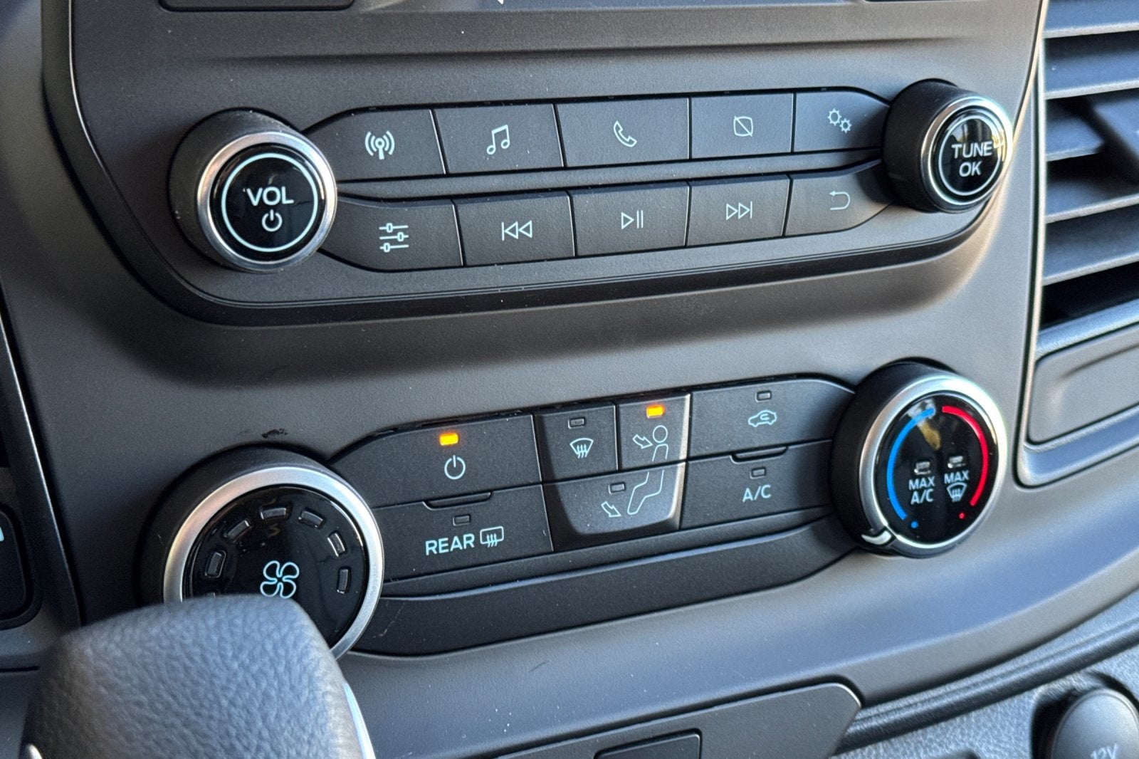 2025 Ford Transit-350 XL