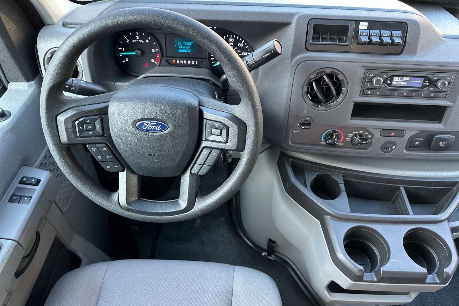 2025 Ford E-350SD Base Cutaway