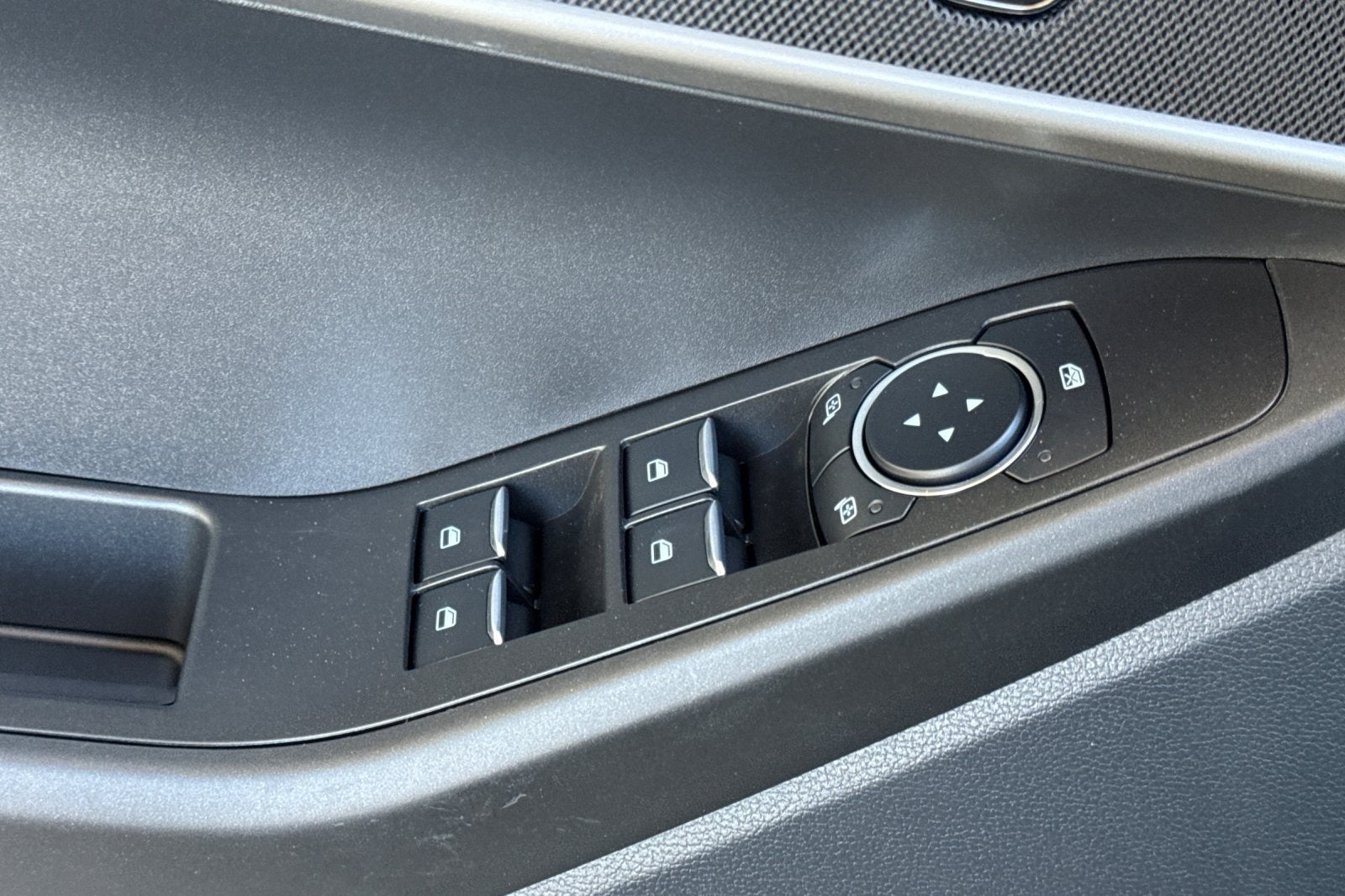 2025 Ford Utility Police Interceptor Base