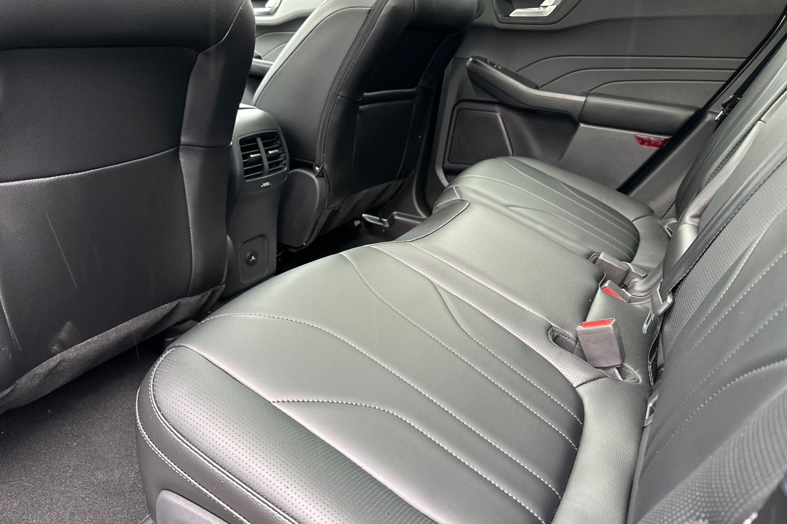 2025 Ford Escape Plug-In Hybrid Base