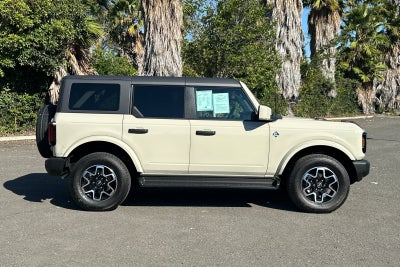 2026 Ford Bronco Outer Banks®